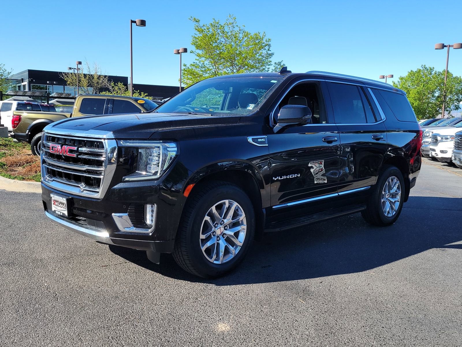 2022 GMC Yukon SLT