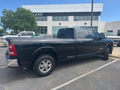 2019 RAM 3500 Laramie Crew Cab 4x4 8' Box