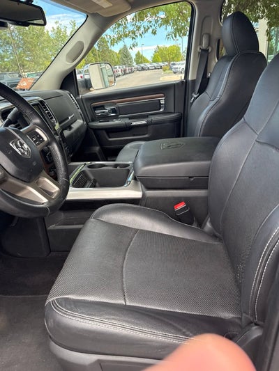 2017 RAM 2500 Laramie Crew Cab 4x4 6'4" Box