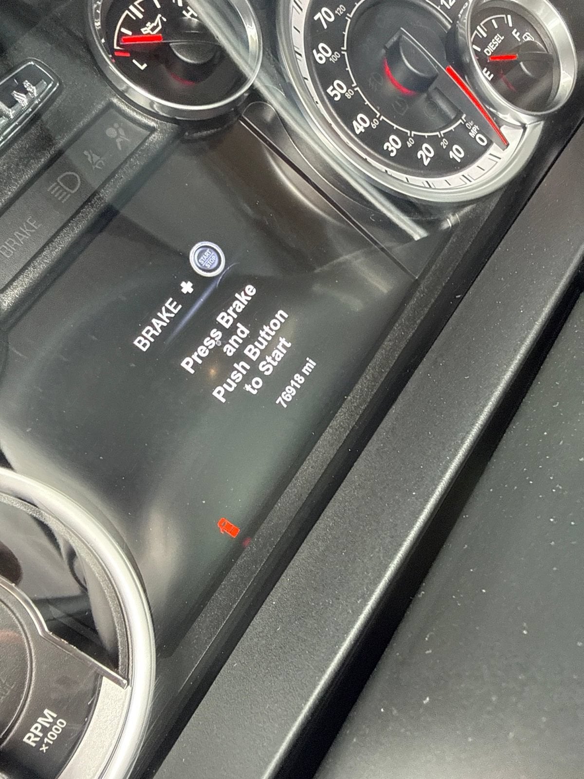 2017 RAM 2500 Laramie Crew Cab 4x4 6'4" Box