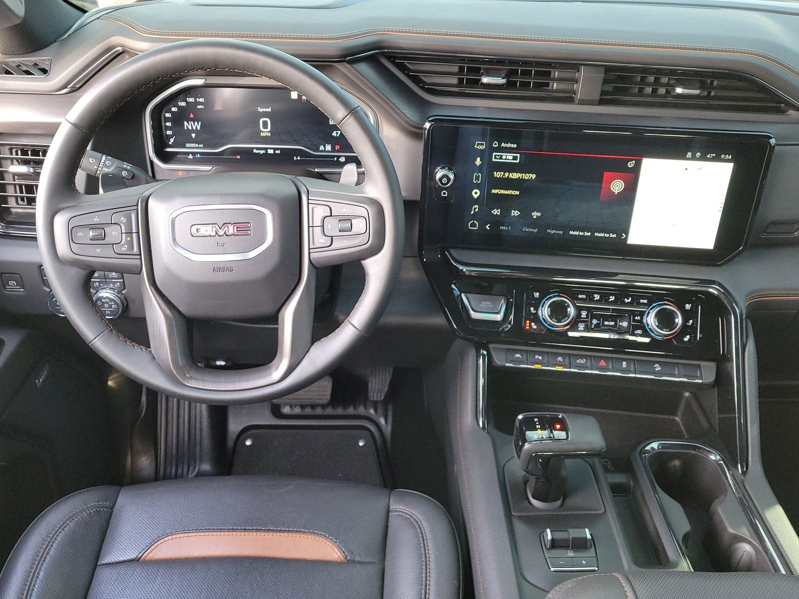 2023 GMC Sierra 1500 AT4