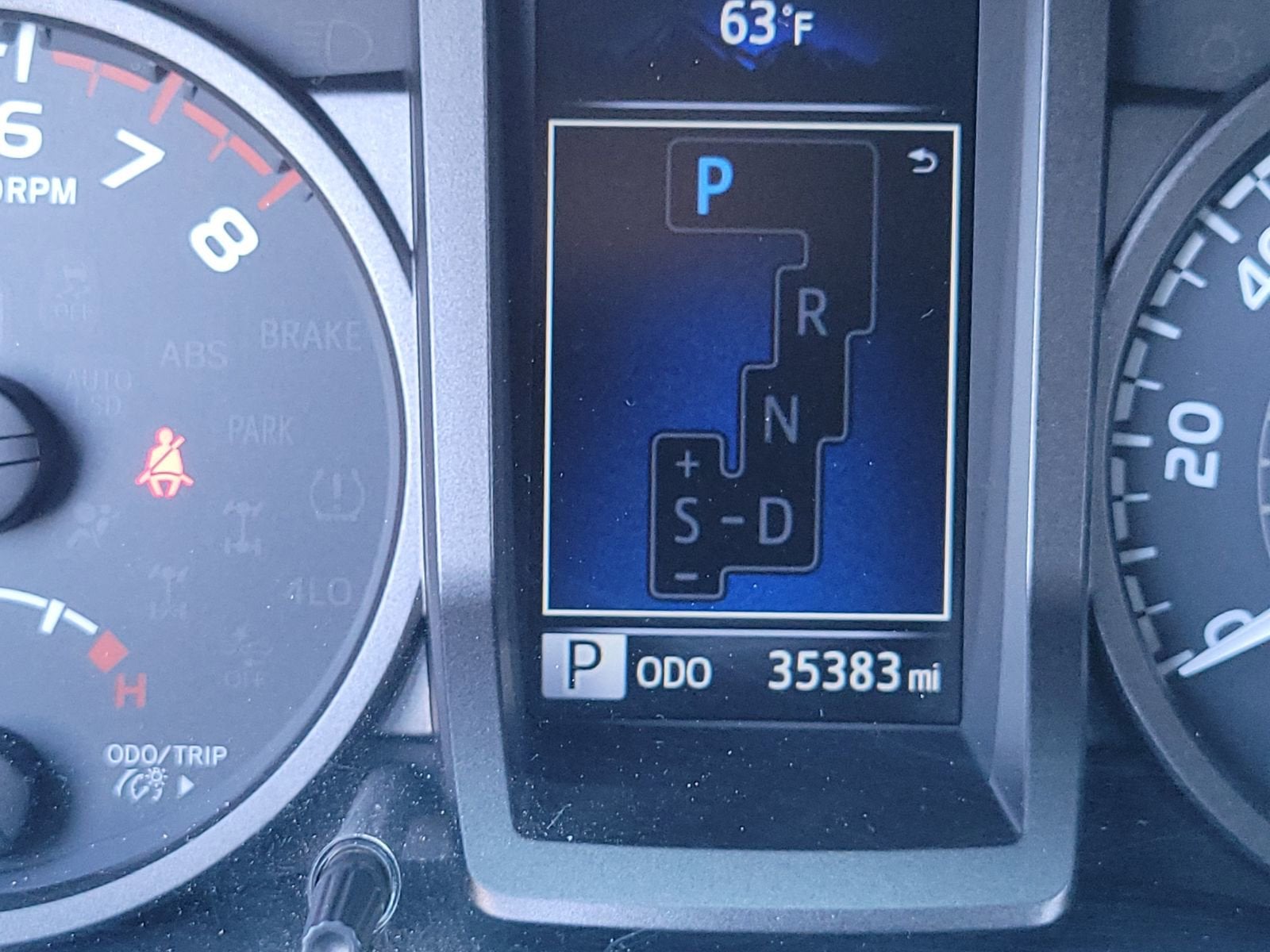 2018 Toyota Tacoma SR