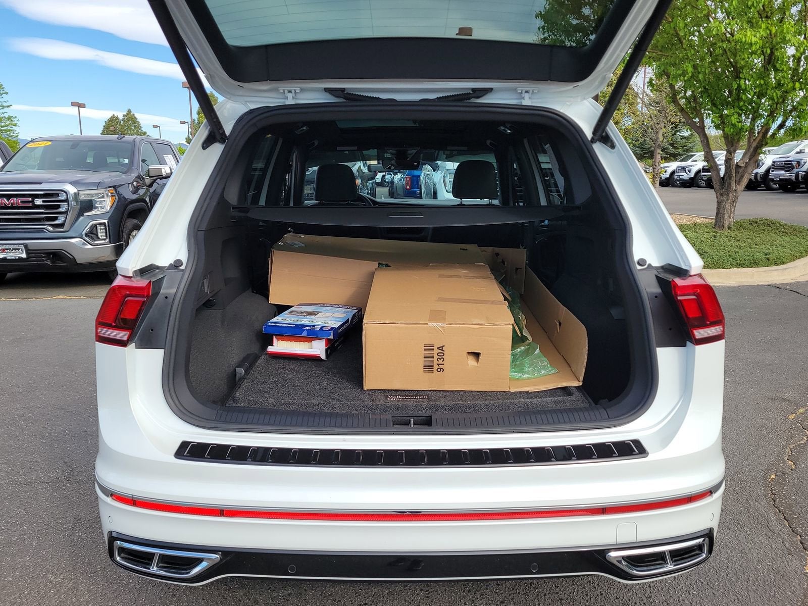 2023 Volkswagen Tiguan SEL R-Line