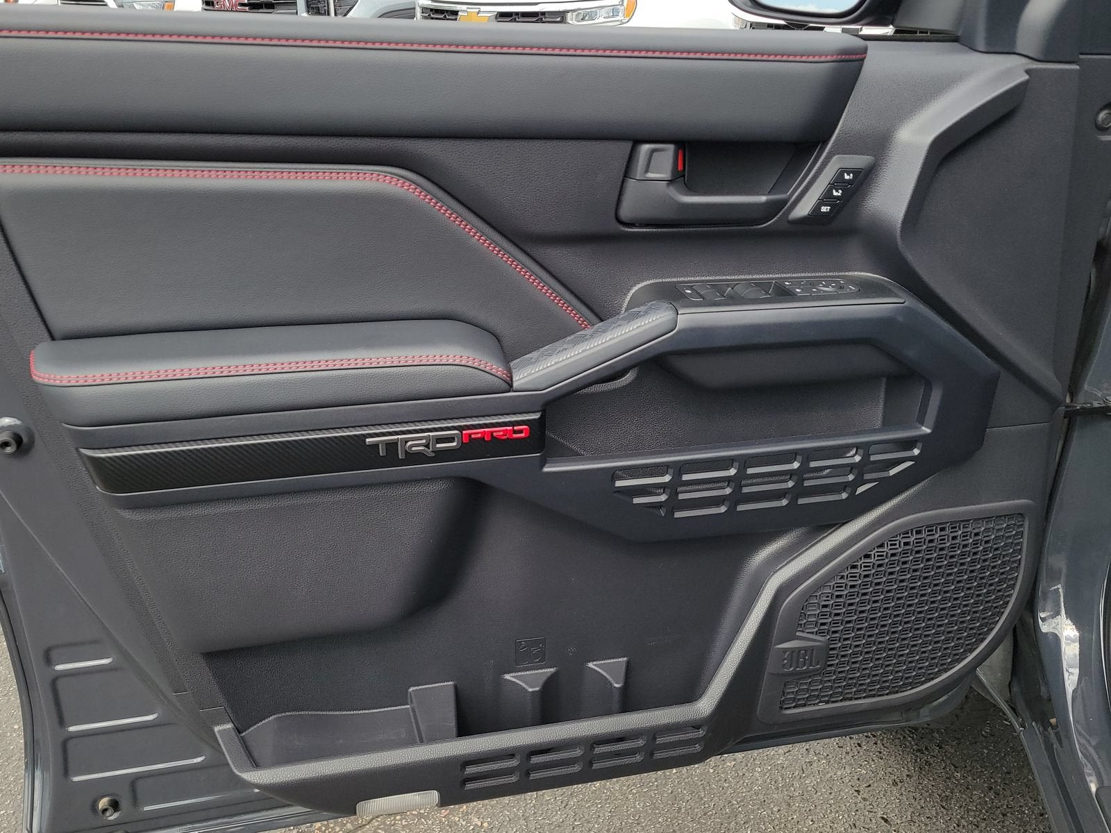 2025 Toyota 4Runner Hybrid TRD Off Road