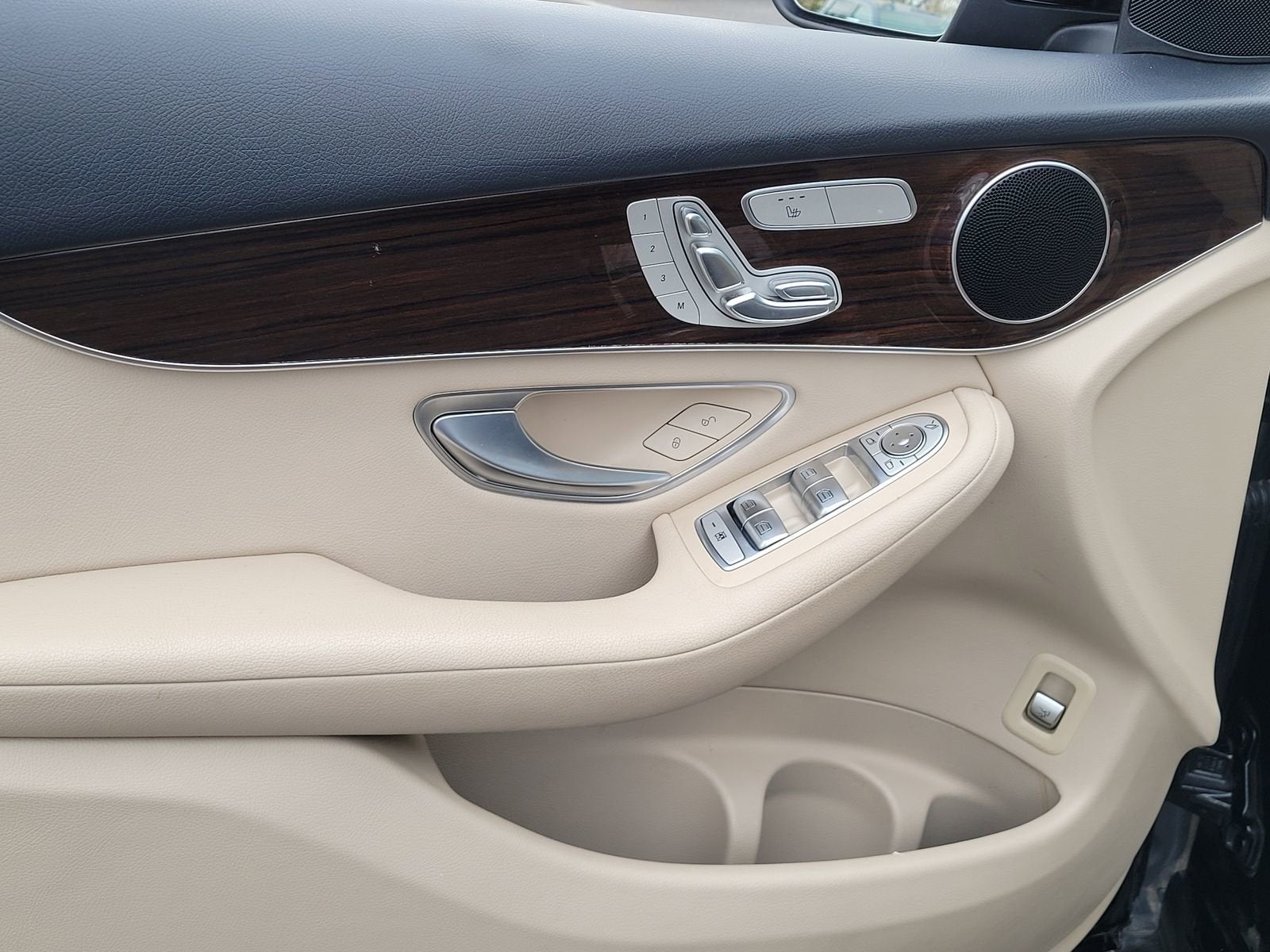 2019 Mercedes-Benz GLC GLC 300