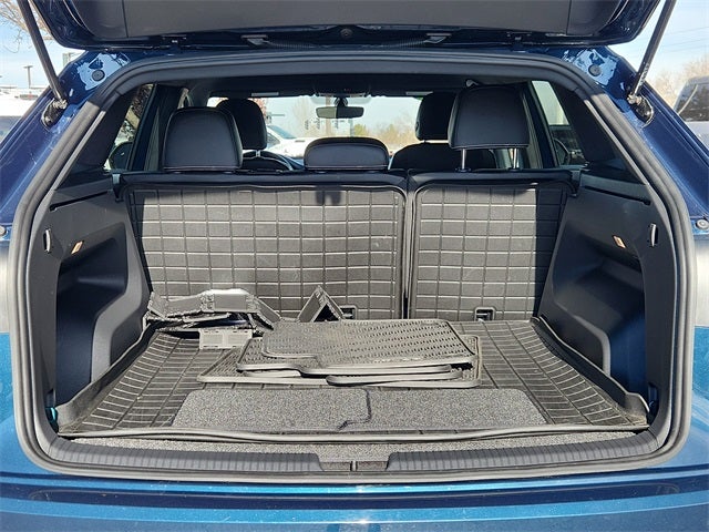 2023 Volkswagen Atlas Cross Sport 2.0T SE