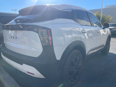 2025 Nissan Kicks SV