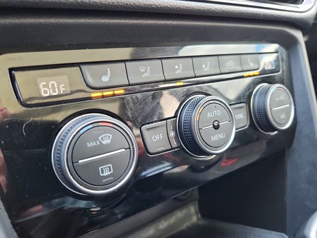 2023 Volkswagen Taos SEL