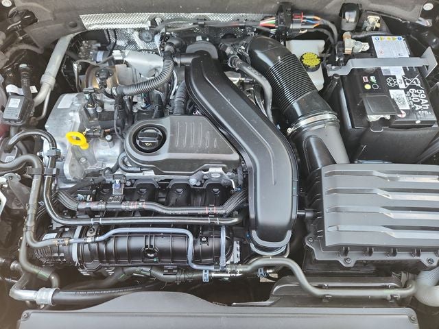 2025 Volkswagen Taos SEL