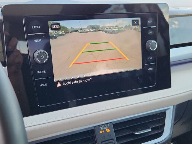 2025 Volkswagen Taos SEL