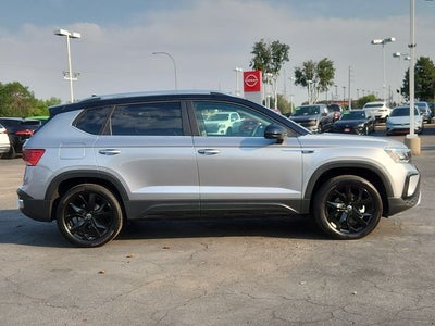 2023 Volkswagen Taos SE