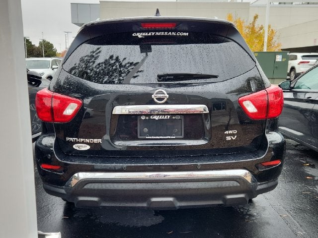 2020 Nissan Pathfinder SV