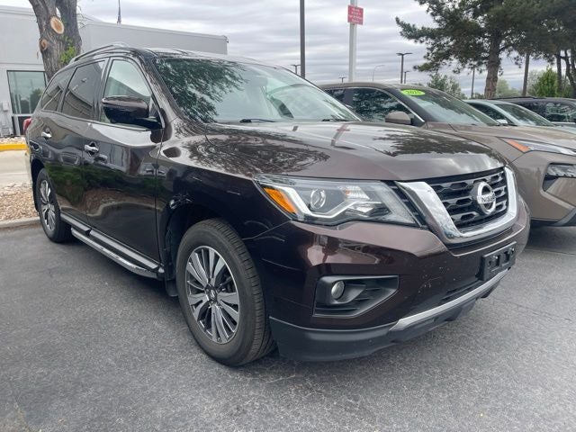 2020 Nissan Pathfinder SL