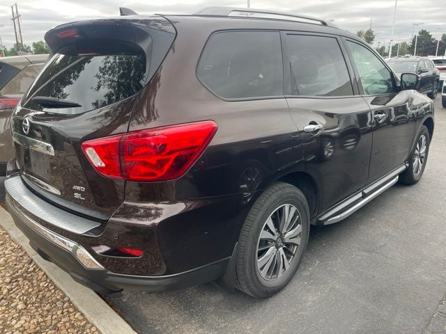 2020 Nissan Pathfinder SL