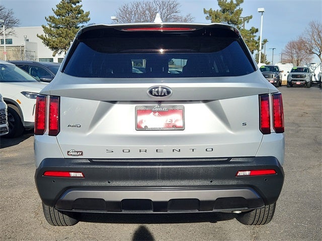 2021 Kia Sorento S