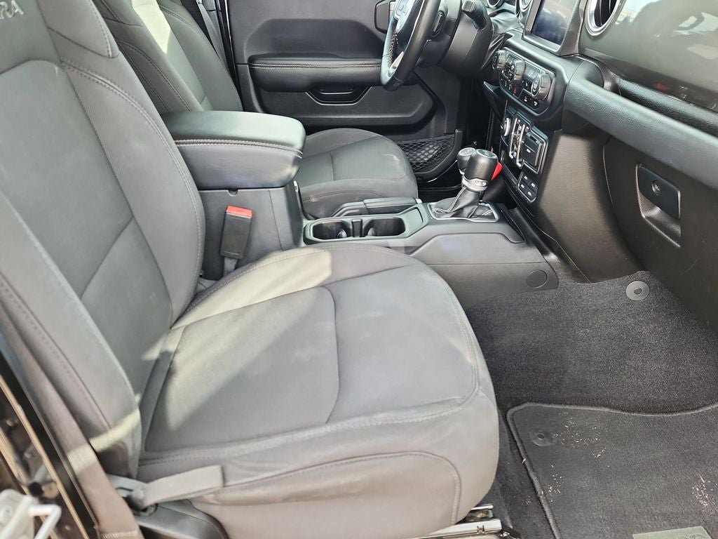 2022 Jeep Wrangler Unlimited Sahara 4x4