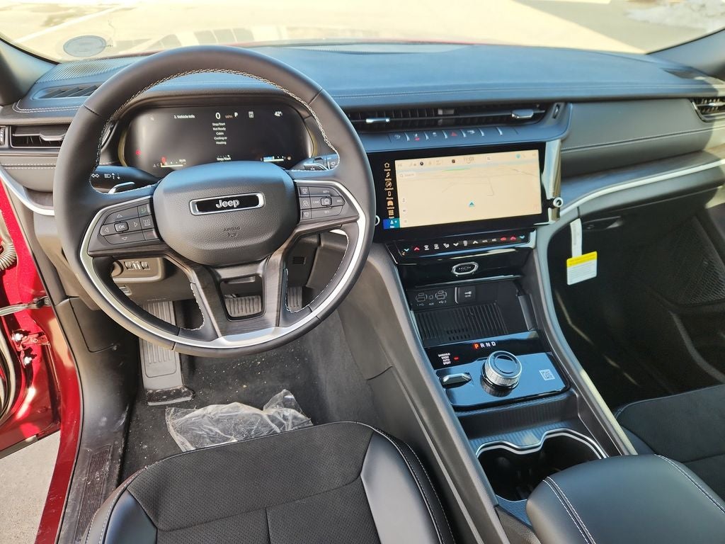 2026 Jeep Grand Cherokee GRAND CHEROKEE LAREDO ALTITUDE 4X4