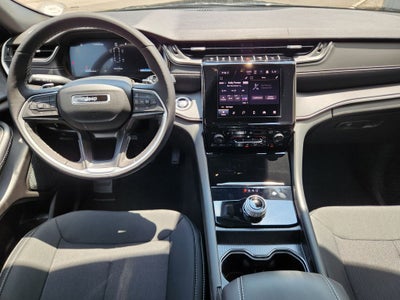 2025 Jeep Grand Cherokee L GRAND CHEROKEE L LAREDO X 4X4