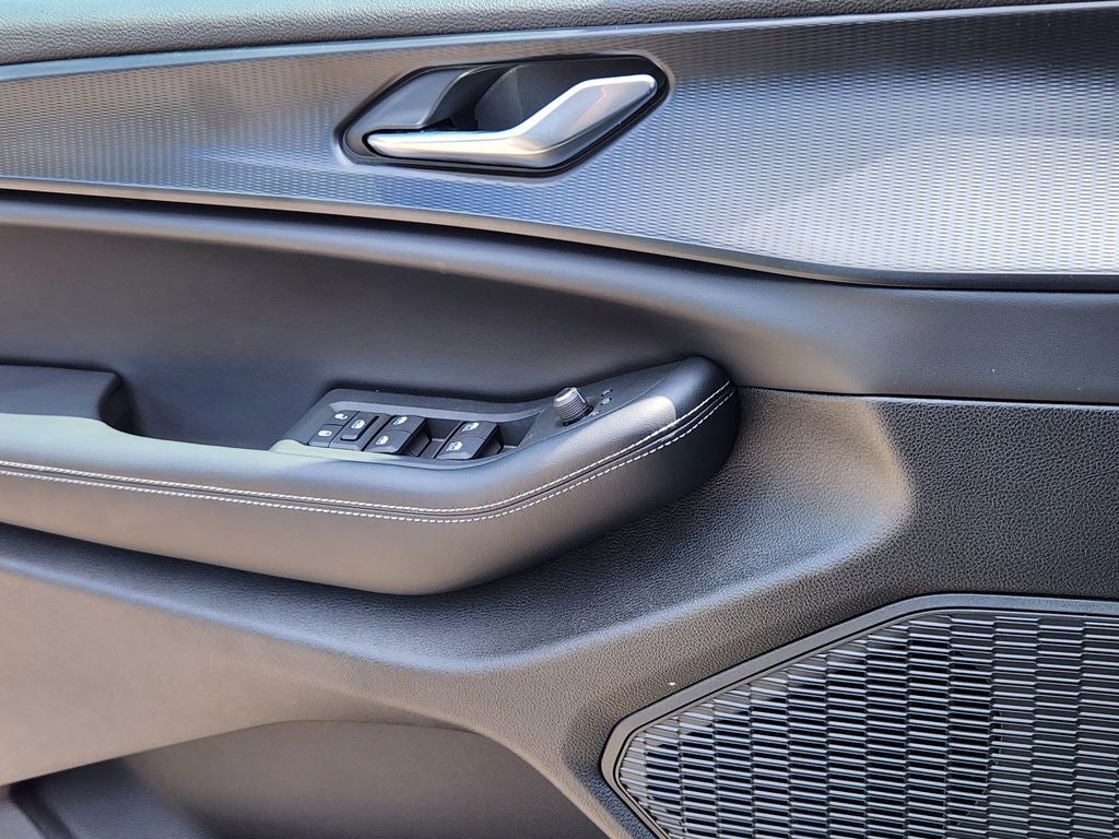 2025 Jeep Grand Cherokee L GRAND CHEROKEE L LAREDO X 4X4