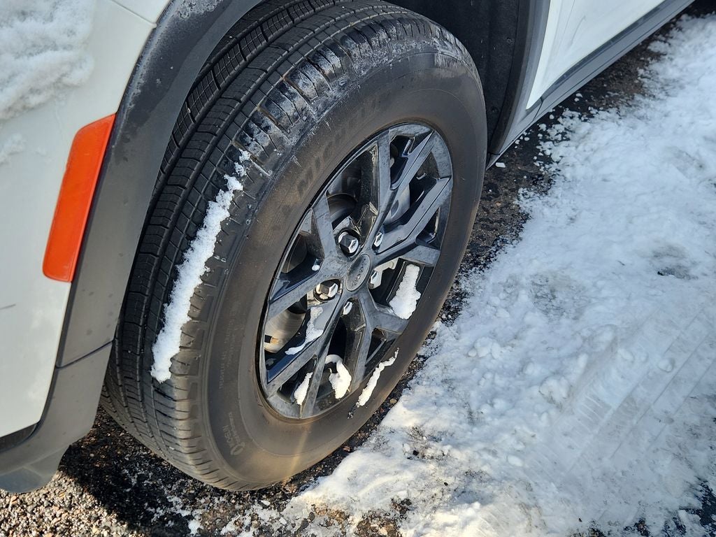 2024 Jeep Grand Cherokee L Altitude 4x4