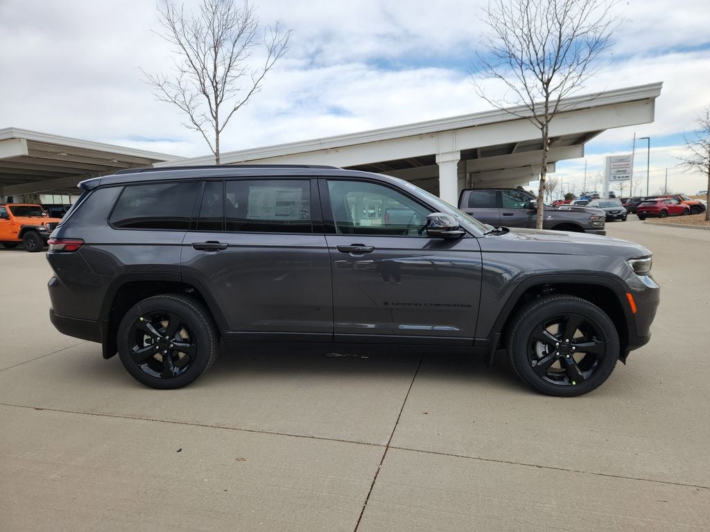 2025 Jeep Grand Cherokee L GRAND CHEROKEE L ALTITUDE X 4X4