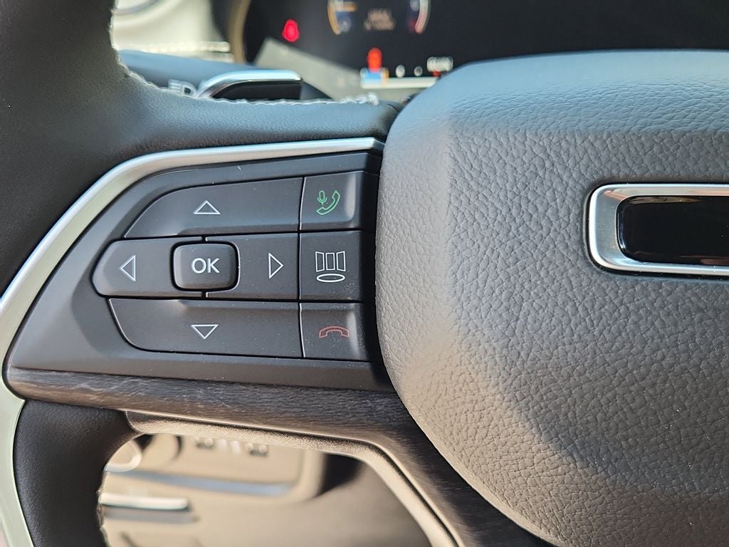 2026 Jeep Grand Cherokee L GRAND CHEROKEE L LAREDO ALTITUDE 4X4