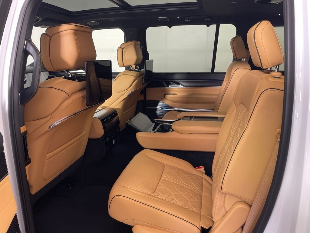 2026 Jeep Grand Wagoneer GRAND WAGONEER SUMMIT RESERVE 4X4