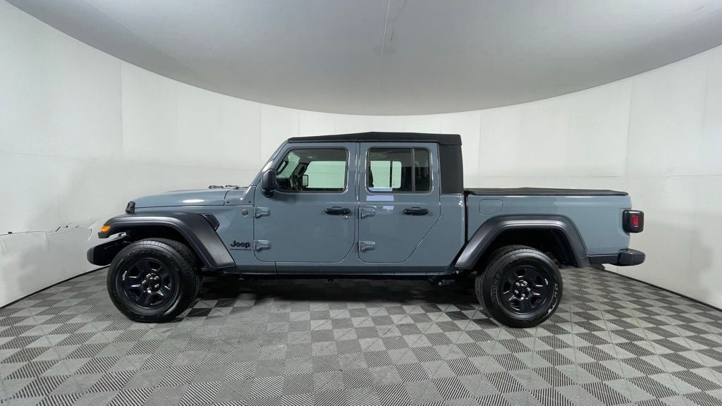 2024 Jeep Gladiator Sport