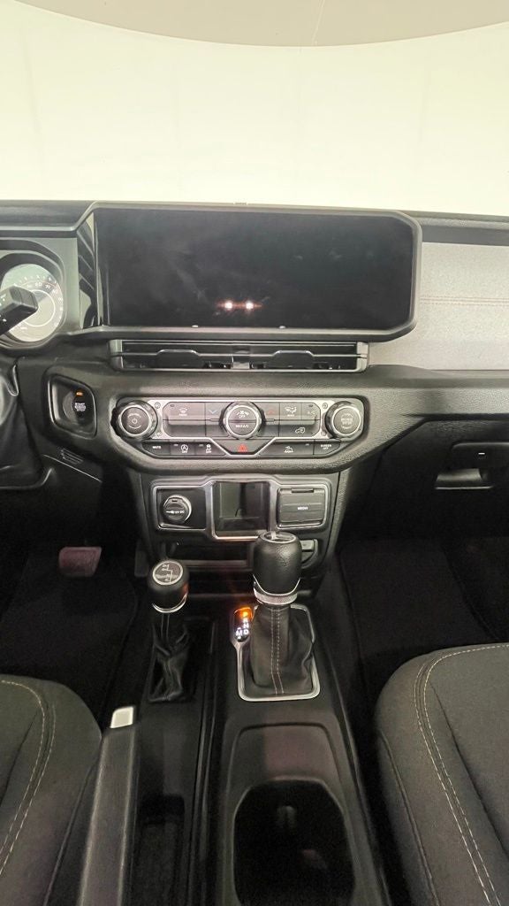 2024 Jeep Gladiator Sport