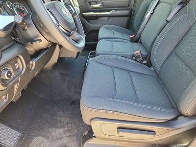 2026 RAM 1500 RAM 1500 TRADESMAN QUAD CAB 4X4 6'4' BOX
