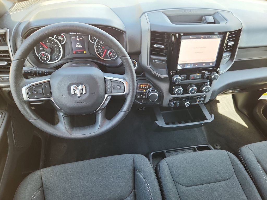 2026 RAM 1500 RAM 1500 TRADESMAN QUAD CAB 4X4 6'4' BOX