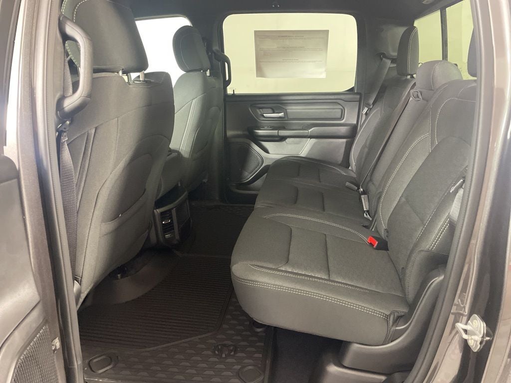 2026 RAM 1500 RAM 1500 WARLOCK CREW CAB 4X4 5'7' BOX