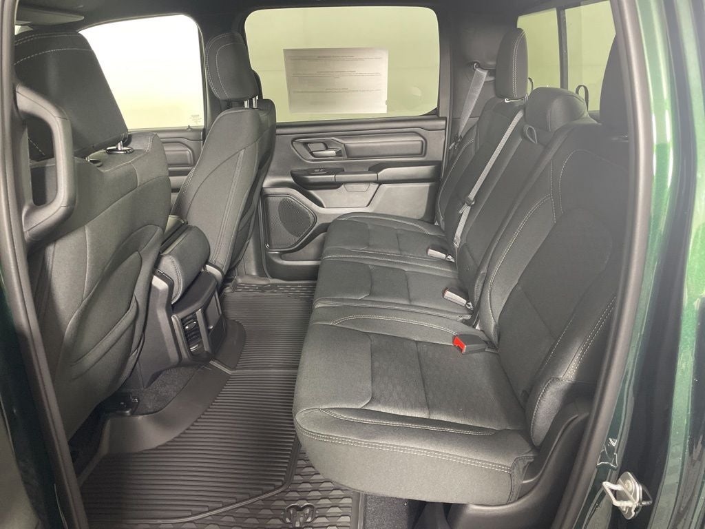 2026 RAM 1500 RAM 1500 WARLOCK CREW CAB 4X4 5'7' BOX