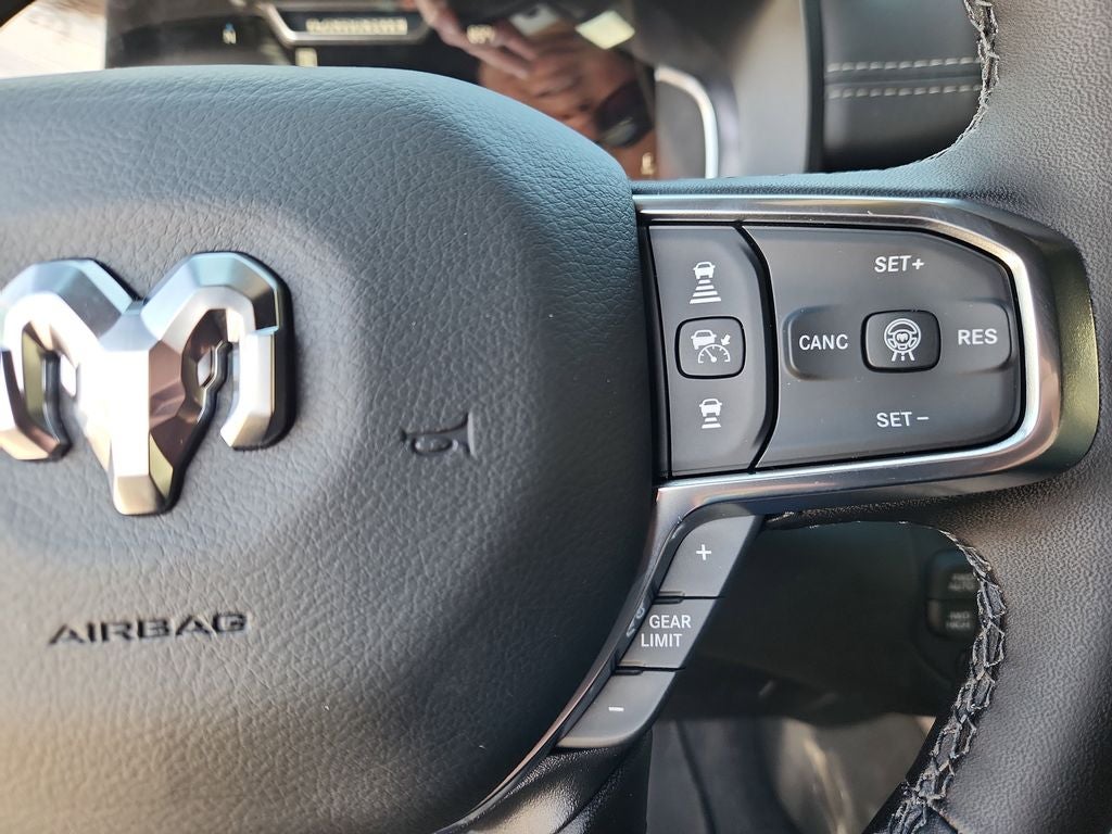 2026 RAM 1500 RAM 1500 LARAMIE CREW CAB 4X4 5'7' BOX