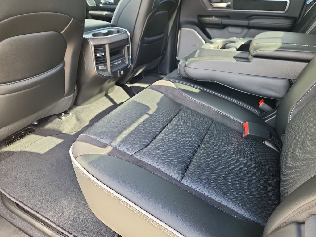 2026 RAM 1500 RAM 1500 LARAMIE CREW CAB 4X4 6'4' BOX