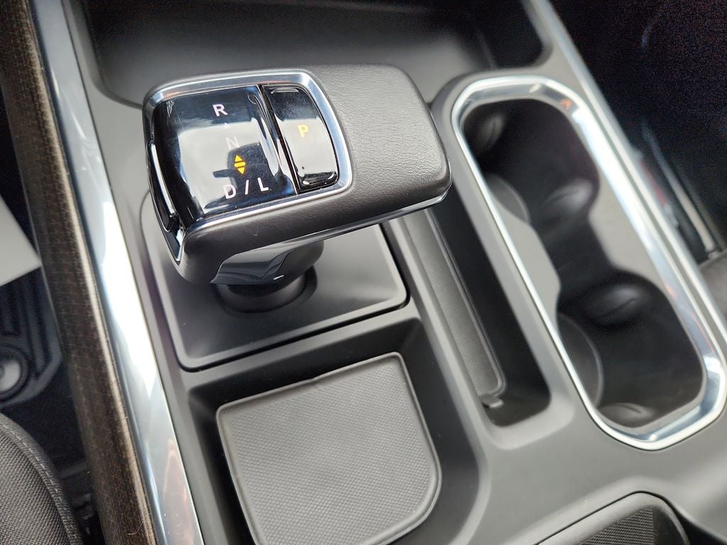 2022 Chevrolet Silverado 1500 4WD Crew Cab Short Bed RST