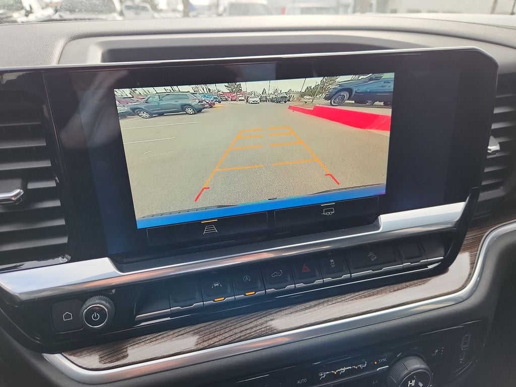 2022 Chevrolet Silverado 1500 4WD Crew Cab Short Bed RST