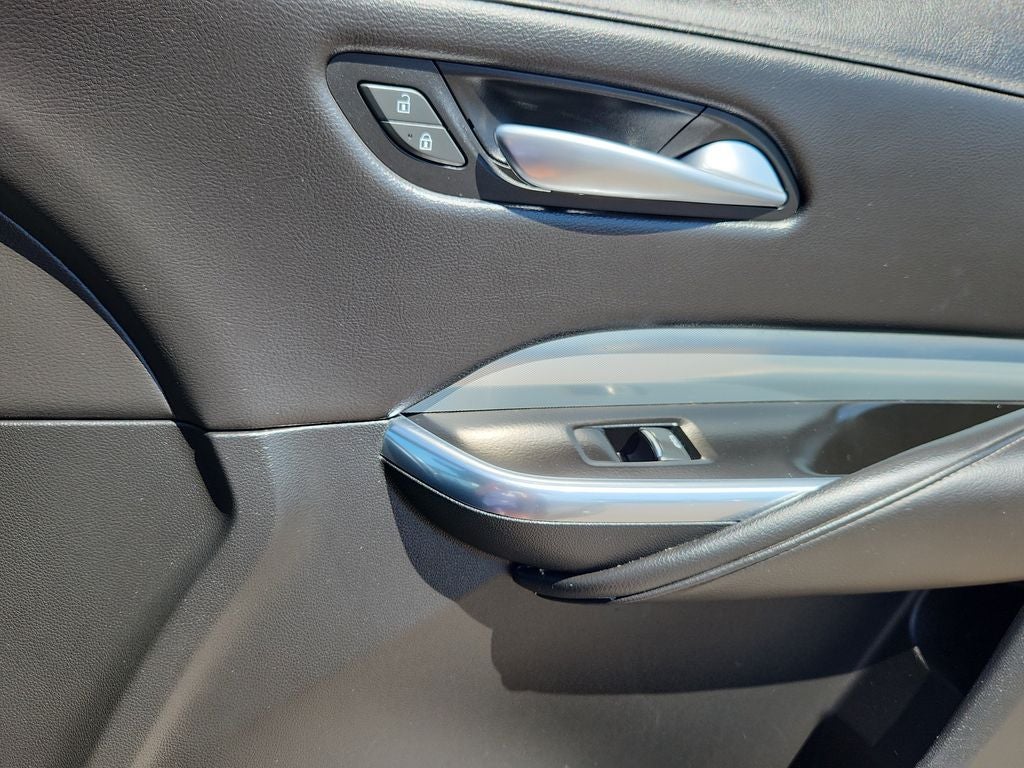 2022 Cadillac XT4 FWD Premium Luxury