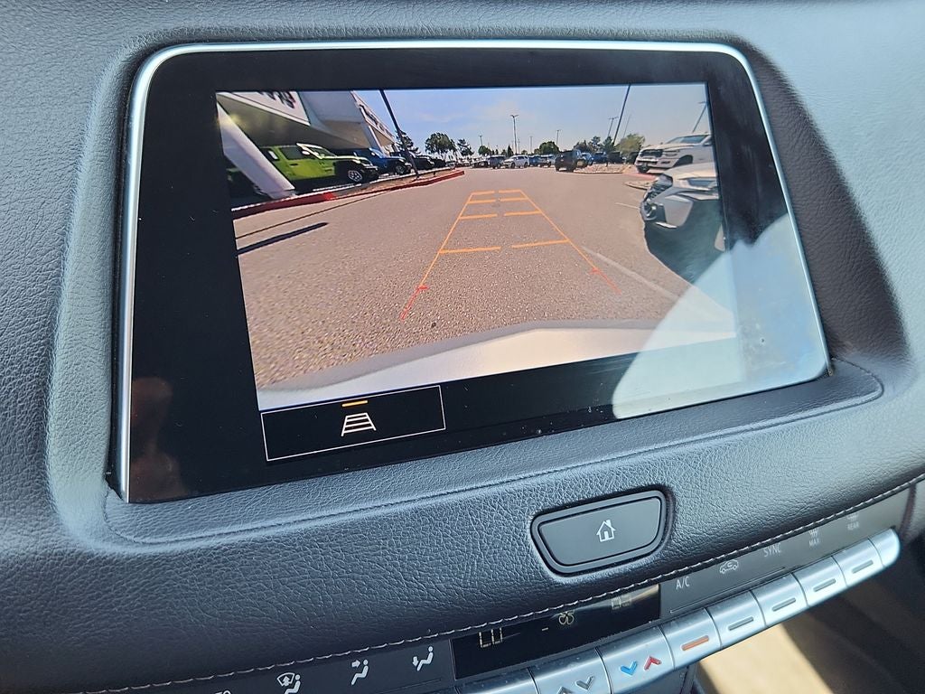 2022 Cadillac XT4 FWD Premium Luxury