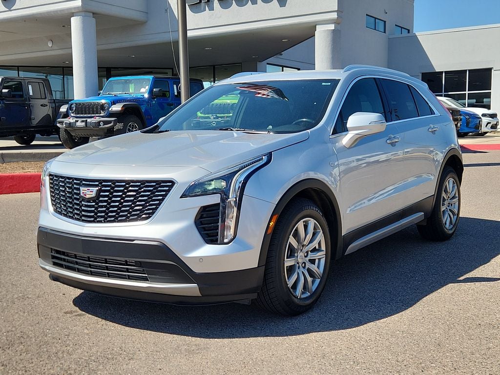 2022 Cadillac XT4 FWD Premium Luxury