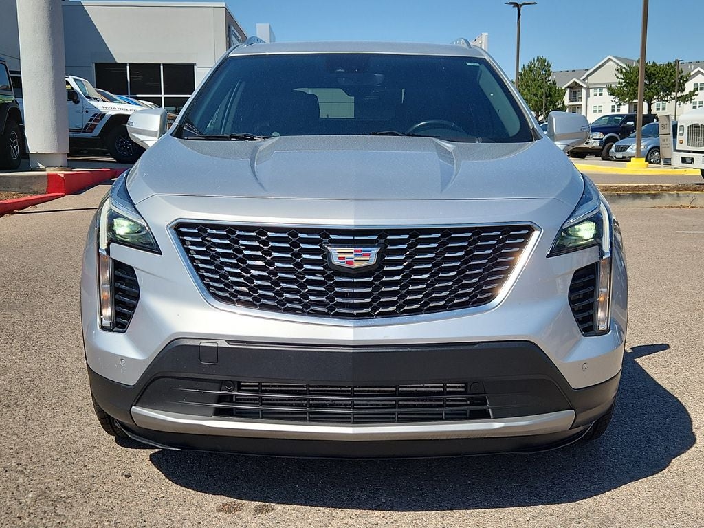 2022 Cadillac XT4 FWD Premium Luxury
