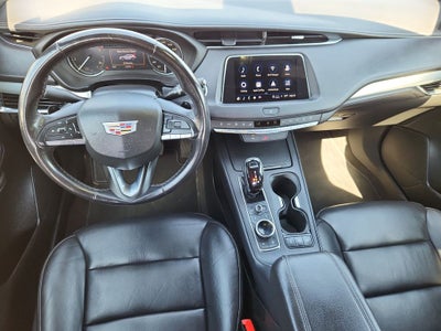 2022 Cadillac XT4 FWD Premium Luxury