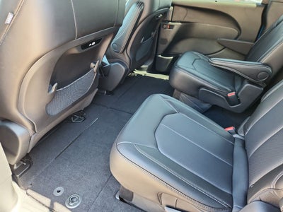 2027 Chrysler Pacifica PACIFICA SELECT AWD