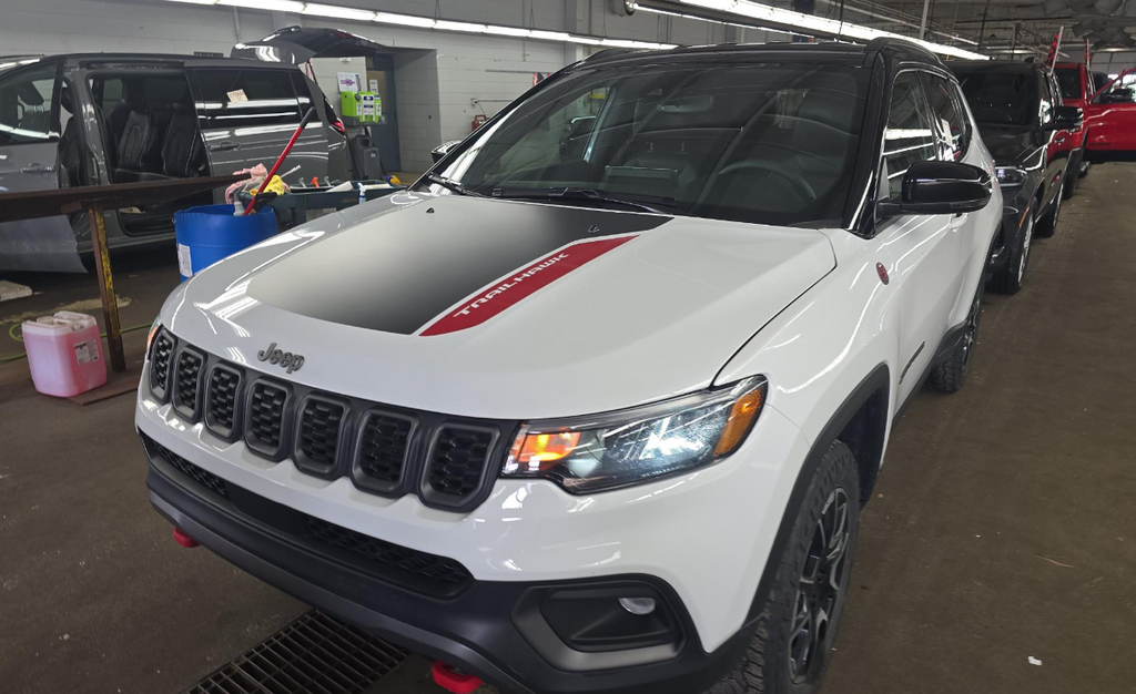 2025 Jeep Compass Trailhawk 4x4