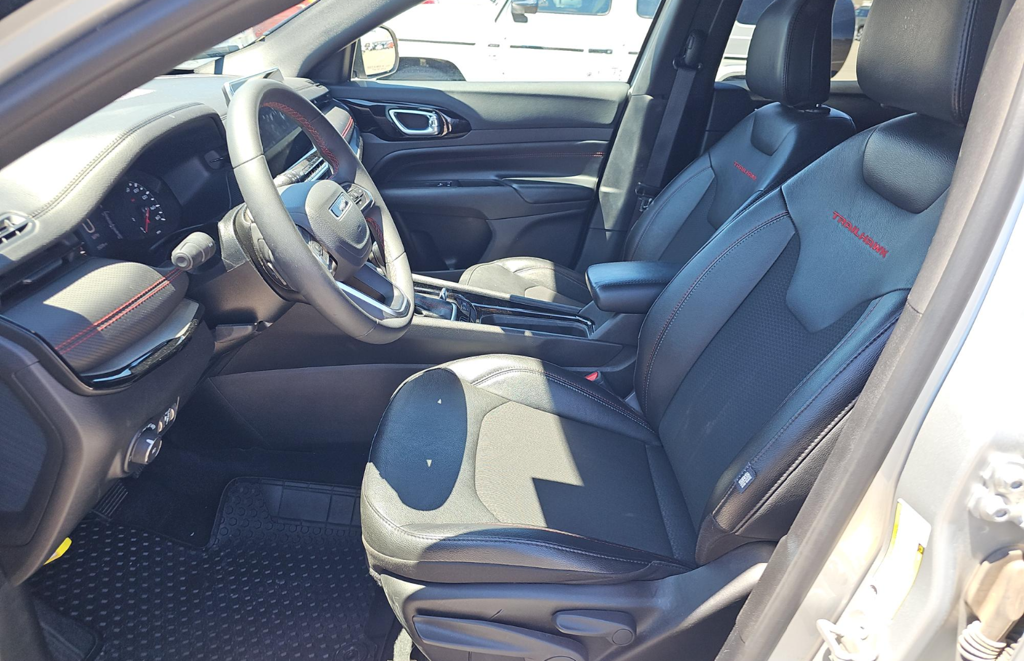 2025 Jeep Compass Trailhawk 4X4's photo
