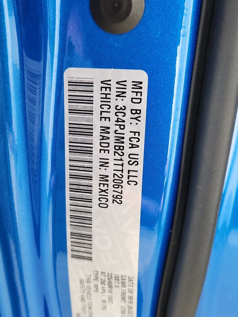 2026 Jeep Cherokee CHEROKEE LAREDO 4X4