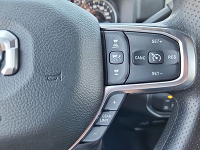 2026 RAM 3500 RAM 3500 TRADESMAN CREW CAB 4X4 8' BOX