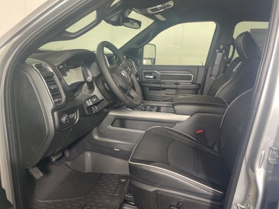 2026 RAM 3500 RAM 3500 LARAMIE CREW CAB 4X4 8' BOX
