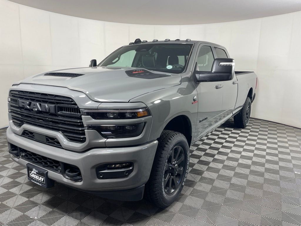 2026 RAM 3500 RAM 3500 LARAMIE CREW CAB 4X4 8' BOX