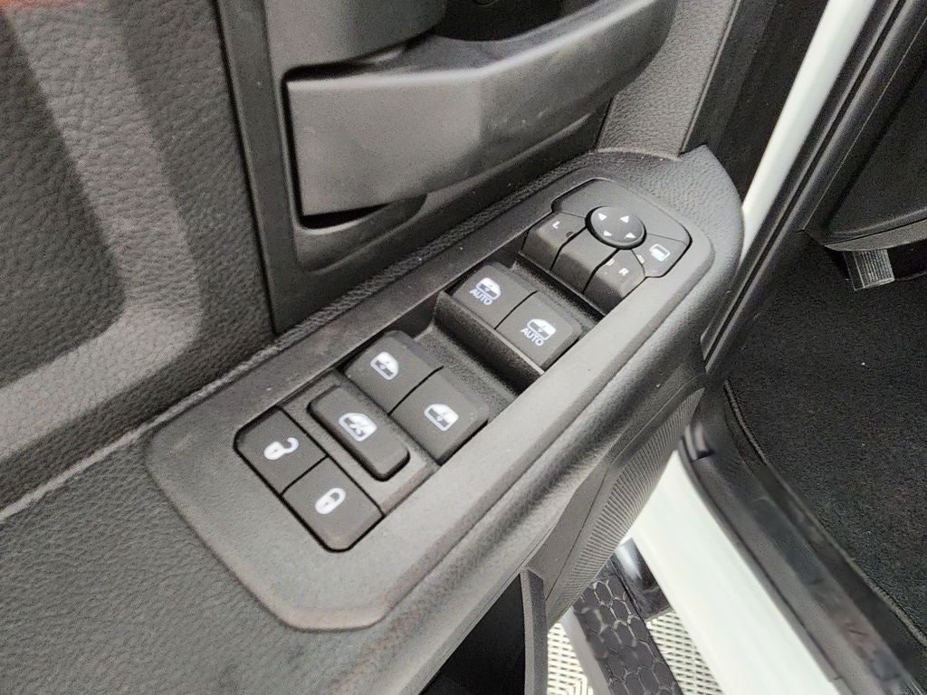 2025 RAM 2500 RAM 2500 TRADESMAN CREW CAB 4X4 6'4' BOX